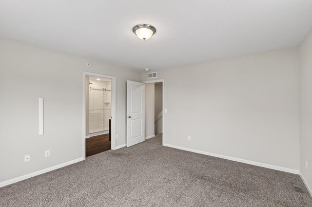 8715 Granite Circle, Woodbury, MN 55129