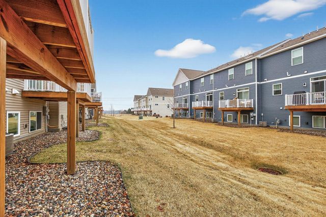 8715 Granite Circle, Woodbury, MN 55129