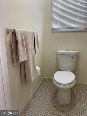 12 WINDMILL CT, Columbus, NJ 08022