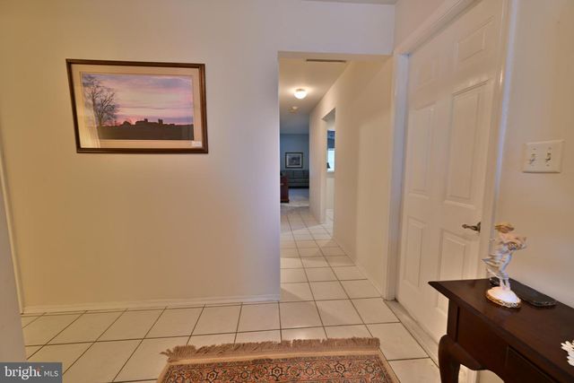 12 WINDMILL CT, Columbus, NJ 08022