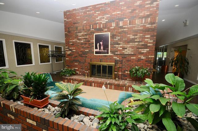 12 WINDMILL CT, Columbus, NJ 08022