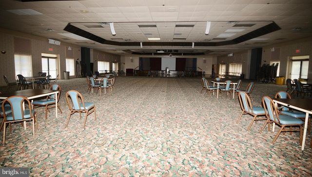 12 WINDMILL CT, Columbus, NJ 08022