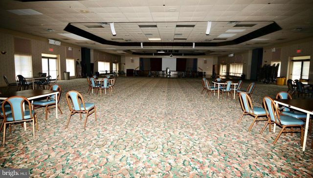 12 WINDMILL CT, Columbus, NJ 08022