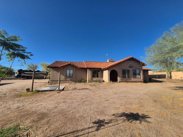 6740 E Dixileta Drive, Cave Creek, AZ 85331