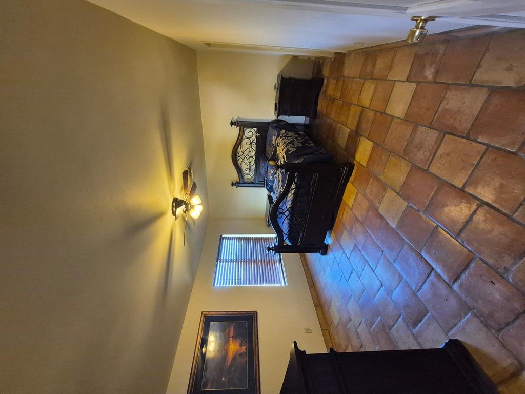 6740 E Dixileta Drive, Cave Creek, AZ 85331