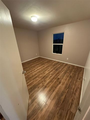 9233 Cheswick Drive, Fort Worth, TX 76123