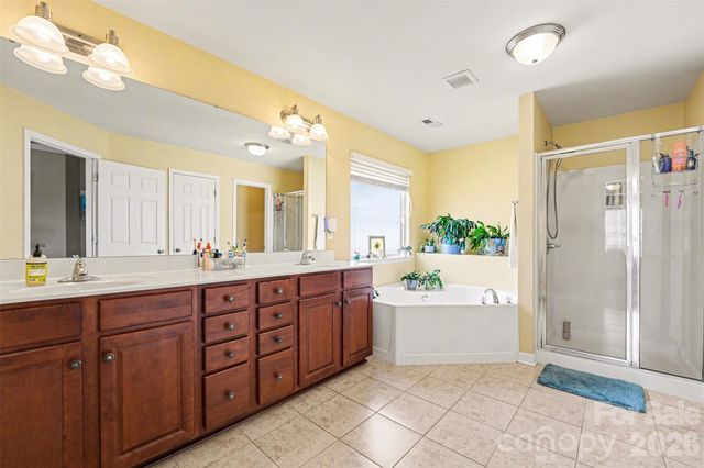 1556 Cleary Court NW, Concord, NC 28027