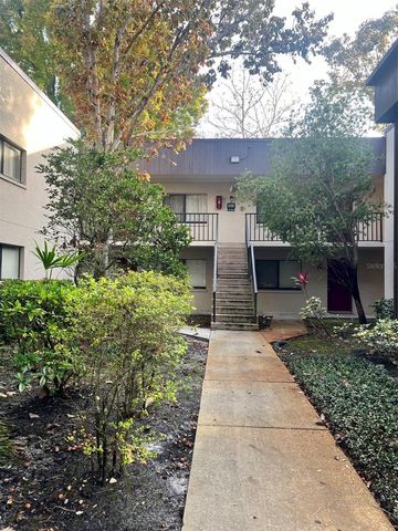 11709 RAINTREE VILLAGE BOULEVARD C, Temple Terrace, FL 33617