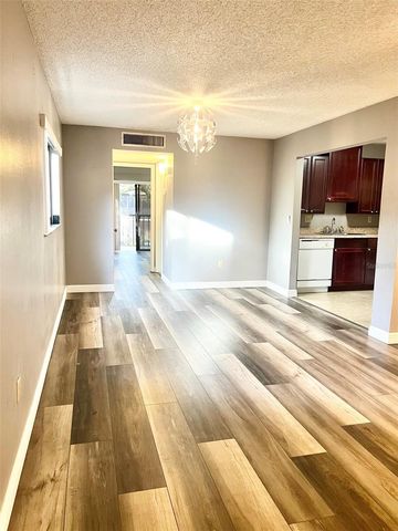 11709 RAINTREE VILLAGE BOULEVARD C, Temple Terrace, FL 33617