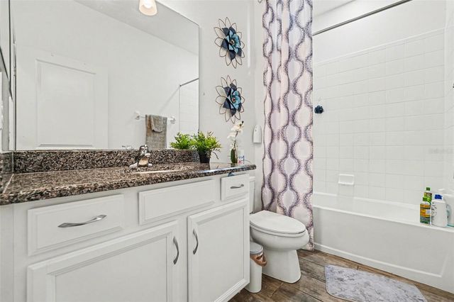 501 SAPPHIRE DR, Davenport, FL 33837