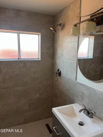 2605 MOREHEAD Avenue 7, El Paso, TX 79930