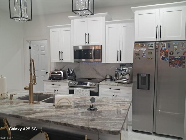 420 Chiquita BLVD N, Cape Coral, FL 33993