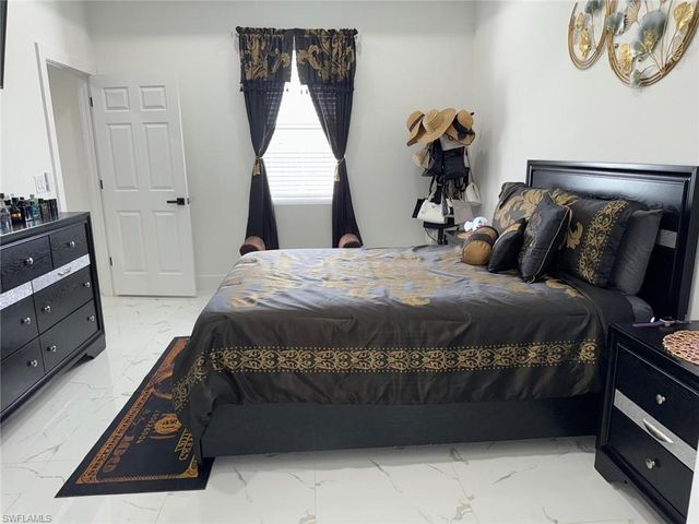 420 Chiquita BLVD N, Cape Coral, FL 33993