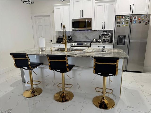 420 Chiquita BLVD N, Cape Coral, FL 33993