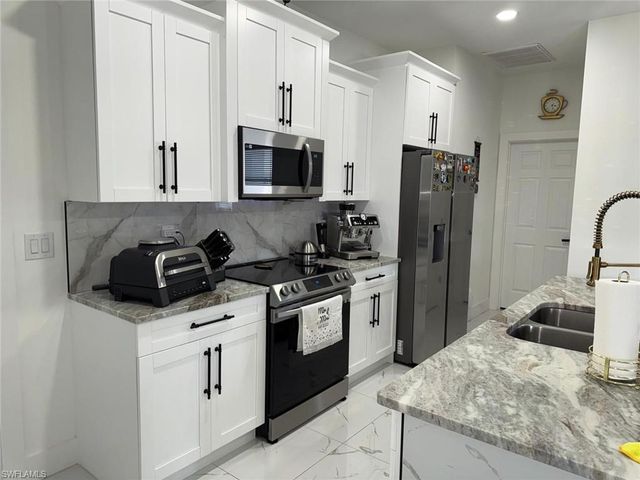 420 Chiquita BLVD N, Cape Coral, FL 33993