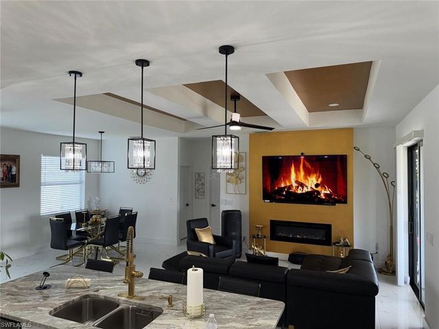 420 Chiquita BLVD N, Cape Coral, FL 33993