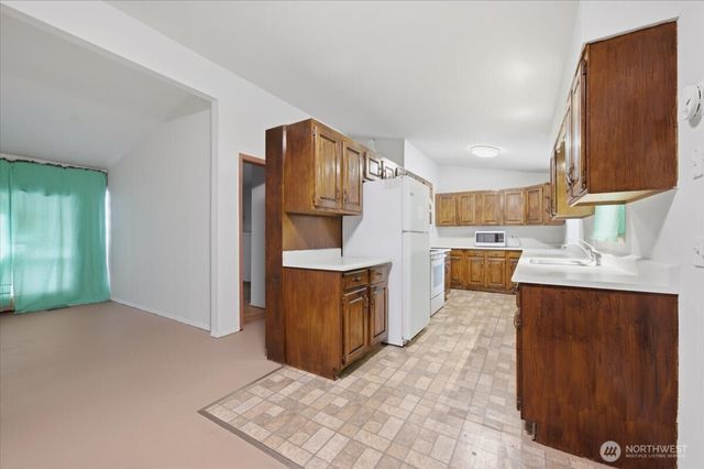 6309 193rd Street SW, Lynnwood, WA 98036