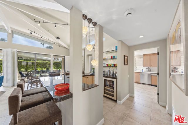 1585 E Sierra Way, Palm Springs, CA 92264