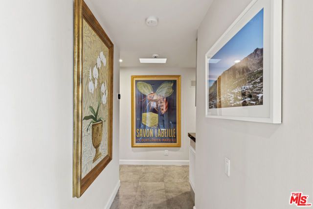1585 E Sierra Way, Palm Springs, CA 92264