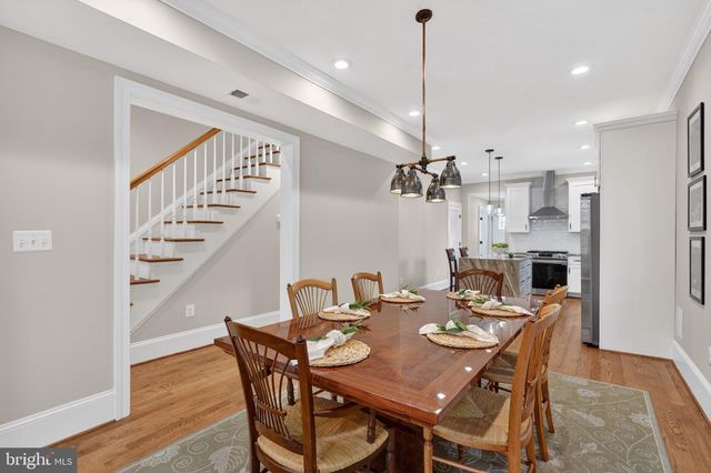 915 HAMILTON ST NW, Washington, DC 20011