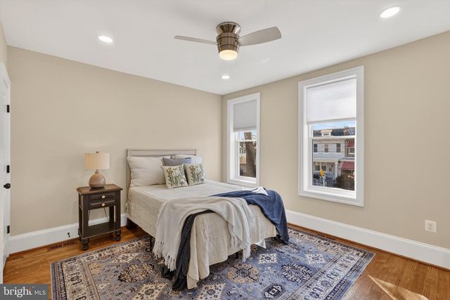 915 HAMILTON ST NW, Washington, DC 20011