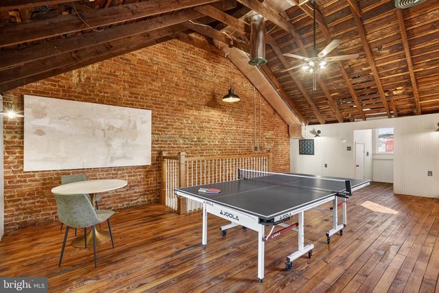 915 HAMILTON ST NW, Washington, DC 20011