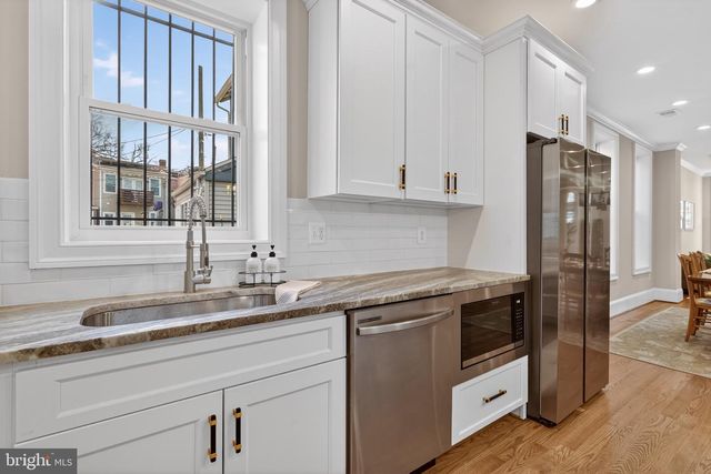 915 HAMILTON ST NW, Washington, DC 20011