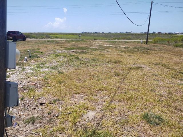 993 Neptune, Sargent, TX 77414