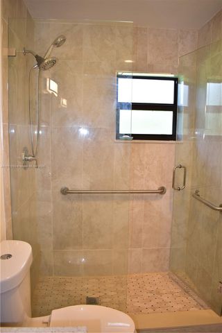 4867 Hawkwood Rd B, Boynton Beach, FL 33436