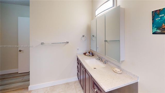 4867 Hawkwood Rd B, Boynton Beach, FL 33436