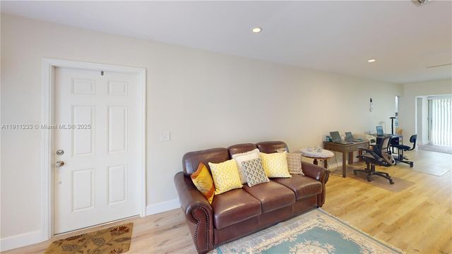 4867 Hawkwood Rd B, Boynton Beach, FL 33436