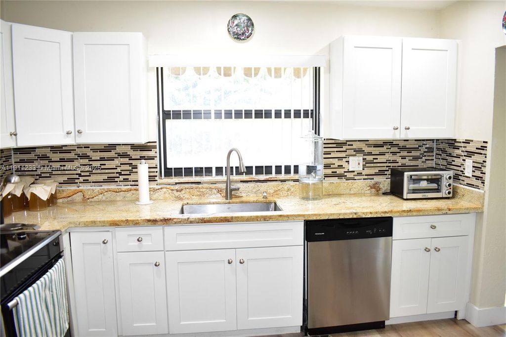 4867 Hawkwood Rd B, Boynton Beach, FL 33436