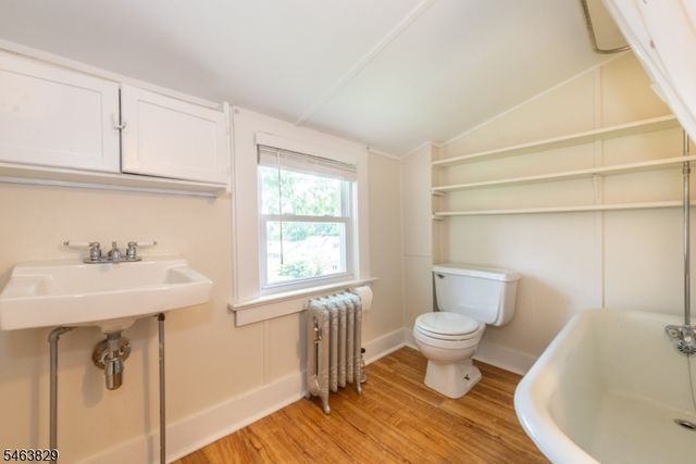 133 Buckingham Rd, Montclair Twp., NJ 07043