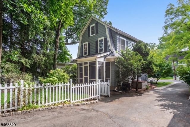 133 Buckingham Rd, Montclair Twp., NJ 07043