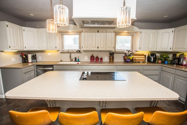 812 1st Street, Abernathy, TX 79311