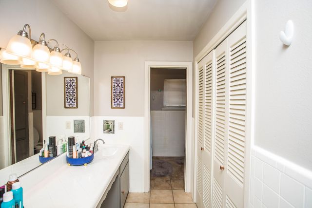 812 1st Street, Abernathy, TX 79311