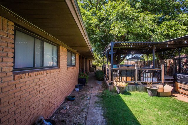 812 1st Street, Abernathy, TX 79311
