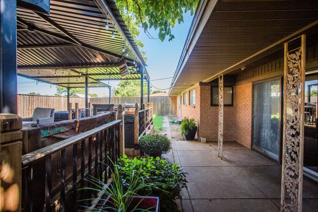 812 1st Street, Abernathy, TX 79311