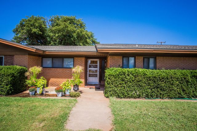 812 1st Street, Abernathy, TX 79311