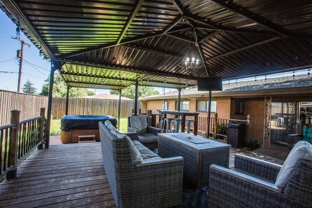 812 1st Street, Abernathy, TX 79311