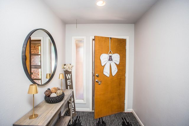 812 1st Street, Abernathy, TX 79311