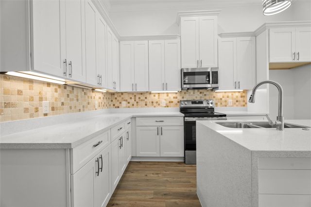 8445 Jutland Road, Houston, TX 77033