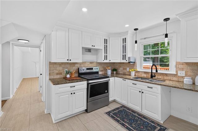 32 Ridgewood PW, Newport News, VA 23608