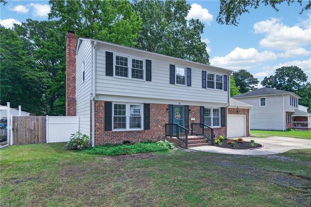 32 Ridgewood PW, Newport News, VA 23608