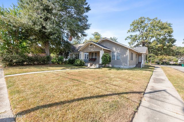 302 Versailles Boulevard, Lafayette, LA 70501