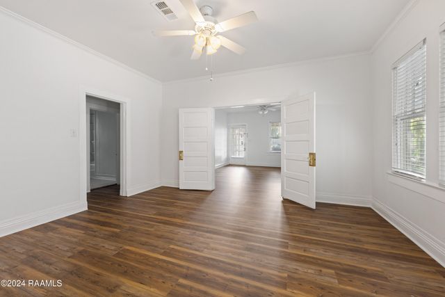 302 Versailles Boulevard, Lafayette, LA 70501