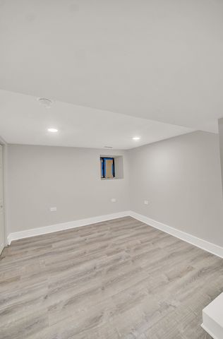 6642 S Drexel Avenue, Chicago, IL 60637