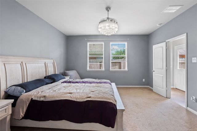 970 Jennifer Street, Alvin, TX 77511