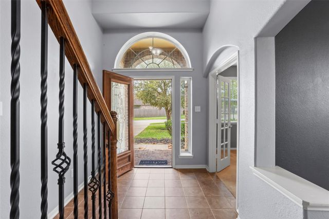 970 Jennifer Street, Alvin, TX 77511