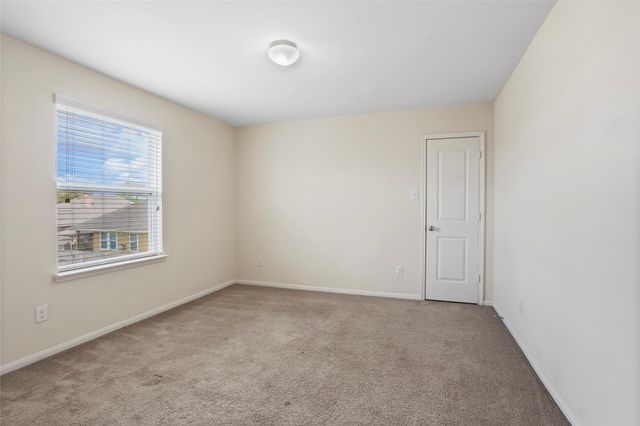 970 Jennifer Street, Alvin, TX 77511